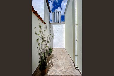 Casa à venda com 190m², 4 quartos e 1 vaga Casa à venda com 190m², 4 quartos e 1 vagaÁrea externa