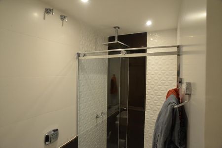 Apartamento à venda com 135m², 2 quartos e 3 vagasBanheiro Suíte 1