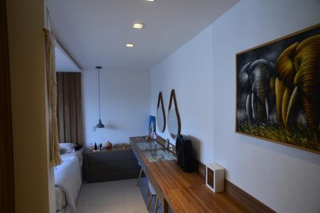 Apartamento à venda com 135m², 2 quartos e 3 vagasSuíte 2