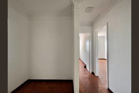 Apartamento à venda com 103m², 2 quartos e 1 vagaCorredor