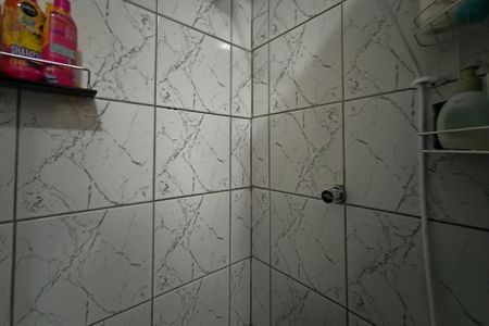 Casa de condomínio à venda com 65m², 2 quartos e 2 vagasBanheiro