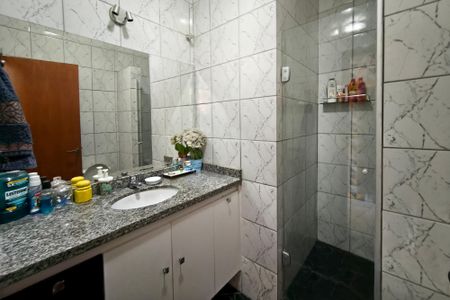 Casa de condomínio à venda com 65m², 2 quartos e 2 vagasBanheiro