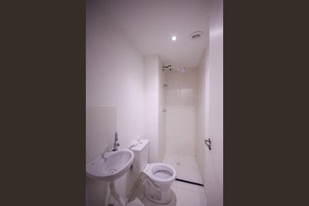 Apartamento para alugar com 31m², 2 quartos e sem vaga Apartamento para alugar com 31m², 2 quartos e sem vagaBanheiro