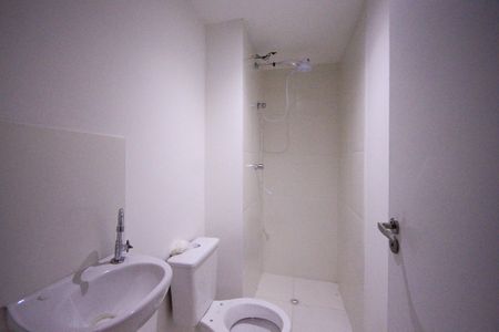 Apartamento para alugar com 31m², 2 quartos e sem vaga Apartamento para alugar com 31m², 2 quartos e sem vagaBanheiro