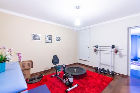 Casa à venda com 254m², 3 quartos e 3 vagas Casa à venda com 254m², 3 quartos e 3 vagasQuarto