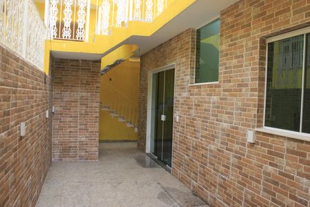 Casa à venda com 350m², 5 quartos e 3 vagasQuintal