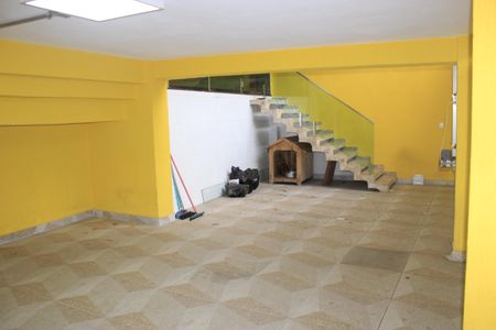 Casa à venda com 350m², 5 quartos e 3 vagasGaragem