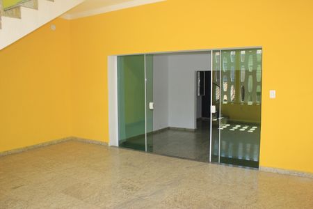 Casa à venda com 350m², 5 quartos e 3 vagasVaranda da Sala