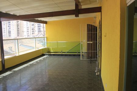 Casa à venda com 350m², 5 quartos e 3 vagasVaranda da suíte master