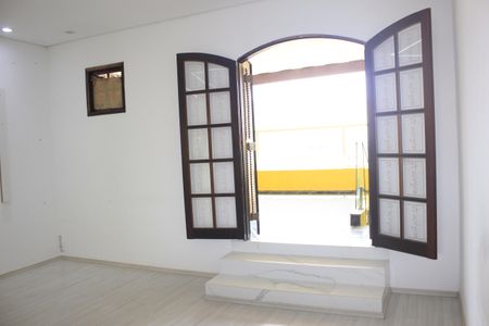 Casa à venda com 350m², 5 quartos e 3 vagasSuíte Master