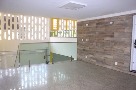 Casa à venda com 350m², 5 quartos e 3 vagasQuintal