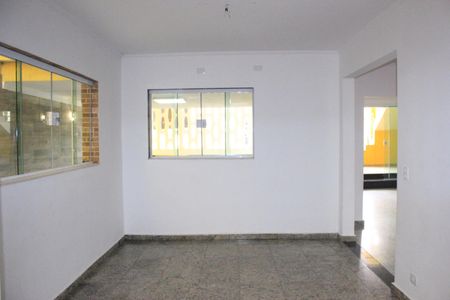 Casa à venda com 350m², 5 quartos e 3 vagasSala de jantar