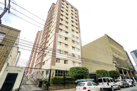 Apartamento para alugar com 82m², 2 quartos e 1 vagaFachada