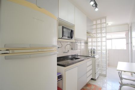 Apartamento para alugar com 82m², 2 quartos e 1 vagaCozinha