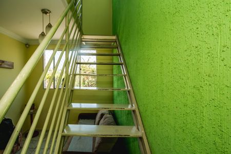 Apartamento à venda com 120m², 4 quartos e 1 vagaEscada