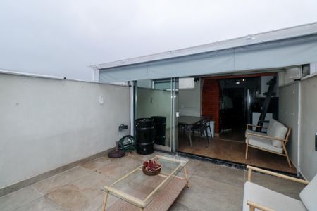 Apartamento à venda com 104m², 2 quartos e 1 vaga Apartamento à venda com 104m², 2 quartos e 1 vagaTerraço