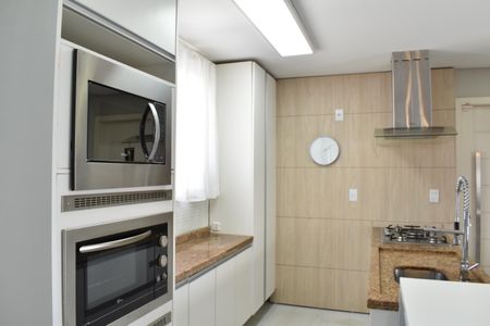 Casa para alugar com 180m², 3 quartos e 7 vagasCozinha