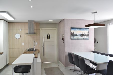 Casa para alugar com 180m², 3 quartos e 7 vagasSala