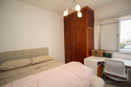 Apartamento à venda com 52m², 2 quartos e 1 vagaQuarto 2