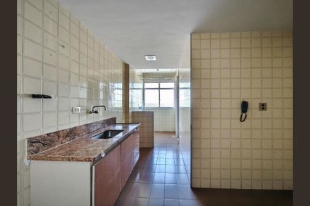 Apartamento à venda com 75m², 2 quartos e 1 vagaCozinha