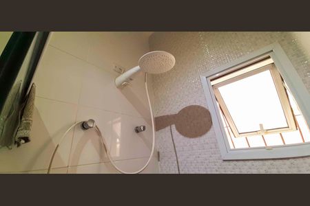 Casa à venda com 318m², 4 quartos e 8 vagas Casa à venda com 318m², 4 quartos e 8 vagasBanheiro da Suíte 3