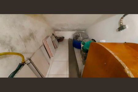 Casa à venda com 318m², 4 quartos e 8 vagas Casa à venda com 318m², 4 quartos e 8 vagasDepósito da Garagem