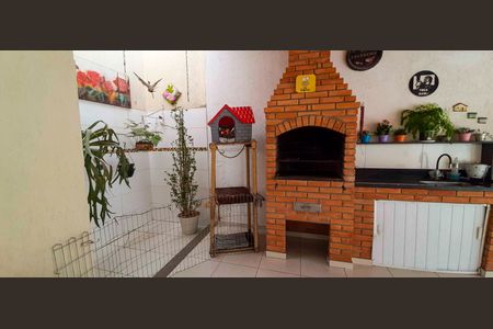 Casa à venda com 318m², 4 quartos e 8 vagas Casa à venda com 318m², 4 quartos e 8 vagasEspaço Gourmet