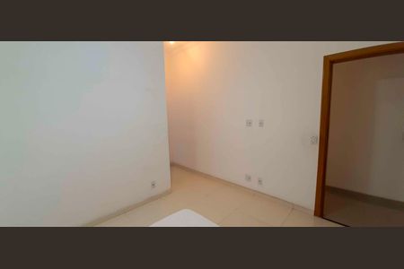 Casa à venda com 318m², 4 quartos e 8 vagas Casa à venda com 318m², 4 quartos e 8 vagasSuíte 2