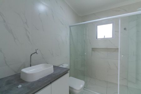 Casa de condomínio à venda com 125m², 2 quartos e 2 vagas Casa de condomínio à venda com 125m², 2 quartos e 2 vagasBanheiro