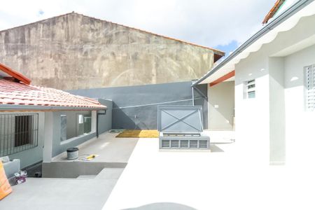 Casa de condomínio à venda com 125m², 2 quartos e 2 vagas Casa de condomínio à venda com 125m², 2 quartos e 2 vagasQuintal