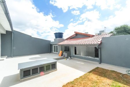 Casa de condomínio à venda com 125m², 2 quartos e 2 vagas Casa de condomínio à venda com 125m², 2 quartos e 2 vagasQuintal