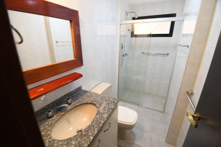 Apartamento para alugar com 110m², 3 quartos e 2 vagasBanheiro Social