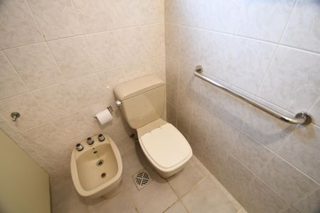 Apartamento para alugar com 110m², 3 quartos e 2 vagasBanheiro da Suíte