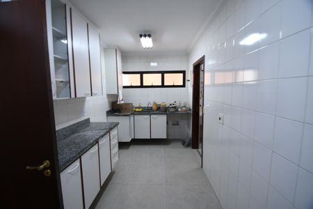 Apartamento para alugar com 110m², 3 quartos e 2 vagasCozinha