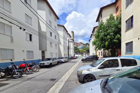 Apartamento para alugar com 44m², 2 quartos e 1 vaga Apartamento para alugar com 44m², 2 quartos e 1 vagaFachada