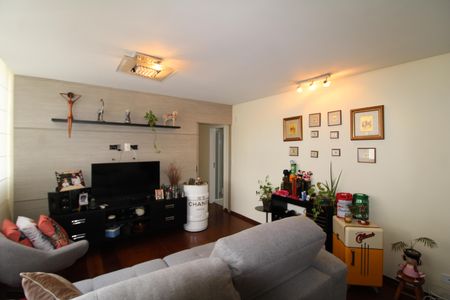 Apartamento à venda com 70m², 3 quartos e 1 vagaSala