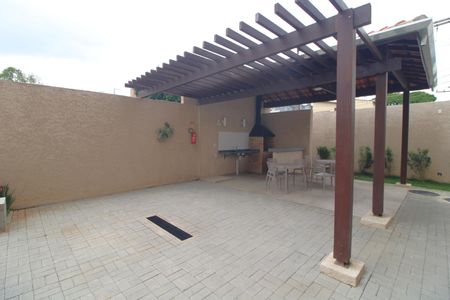 Apartamento à venda com 37m², 2 quartos e sem vagaÁrea comum