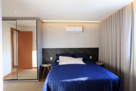 Apartamento à venda com 70m², 2 quartos e 2 vagas Apartamento à venda com 70m², 2 quartos e 2 vagasSuíte