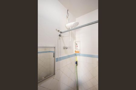 Casa à venda com 130m², 4 quartos e sem vaga Casa à venda com 130m², 4 quartos e sem vagaBanheiro