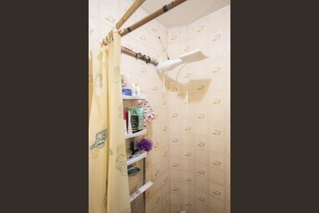 Casa à venda com 130m², 4 quartos e sem vaga Casa à venda com 130m², 4 quartos e sem vagaBanheiro da Suíte