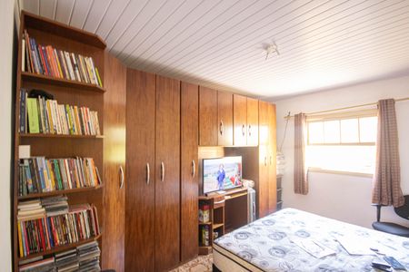 Casa à venda com 130m², 4 quartos e sem vaga Casa à venda com 130m², 4 quartos e sem vagaQuarto 4