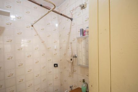 Casa à venda com 130m², 4 quartos e sem vaga Casa à venda com 130m², 4 quartos e sem vagaBanheiro da Suíte