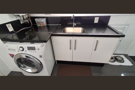 Apartamento para alugar com 240m², 4 quartos e 4 vagasÁrea de Serviço