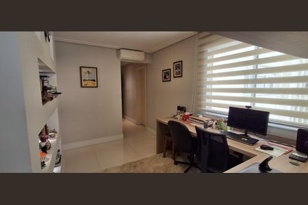 Apartamento para alugar com 240m², 4 quartos e 4 vagasEscritório