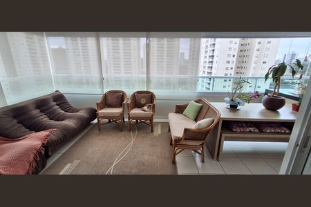 Apartamento para alugar com 240m², 4 quartos e 4 vagasVaranda