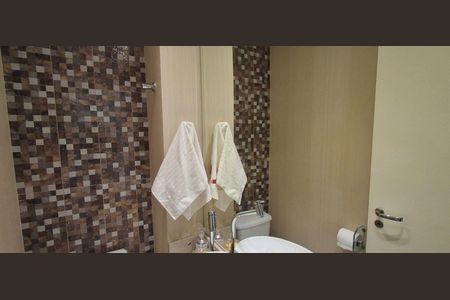 Apartamento para alugar com 240m², 4 quartos e 4 vagasLavabo