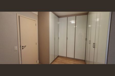 Apartamento para alugar com 240m², 4 quartos e 4 vagasCloset