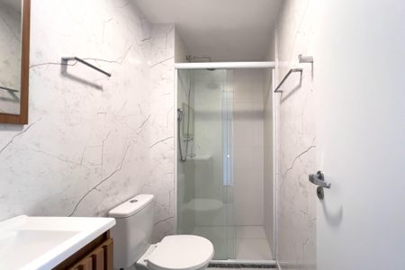 Banheiro de kitnet/studio à venda com 1 quarto, 27m² em Vila Mariana, São Paulo