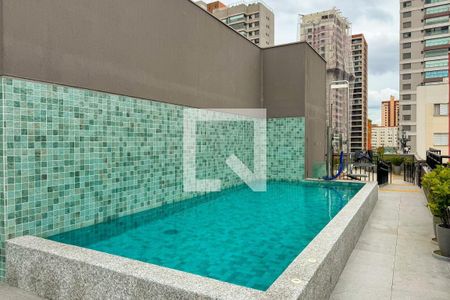 Studio à venda com 27m², 1 quarto e sem vagaPiscina
