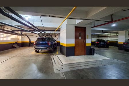 Apartamento à venda com 126m², 3 quartos e 1 vaga Apartamento à venda com 126m², 3 quartos e 1 vagaGaragem